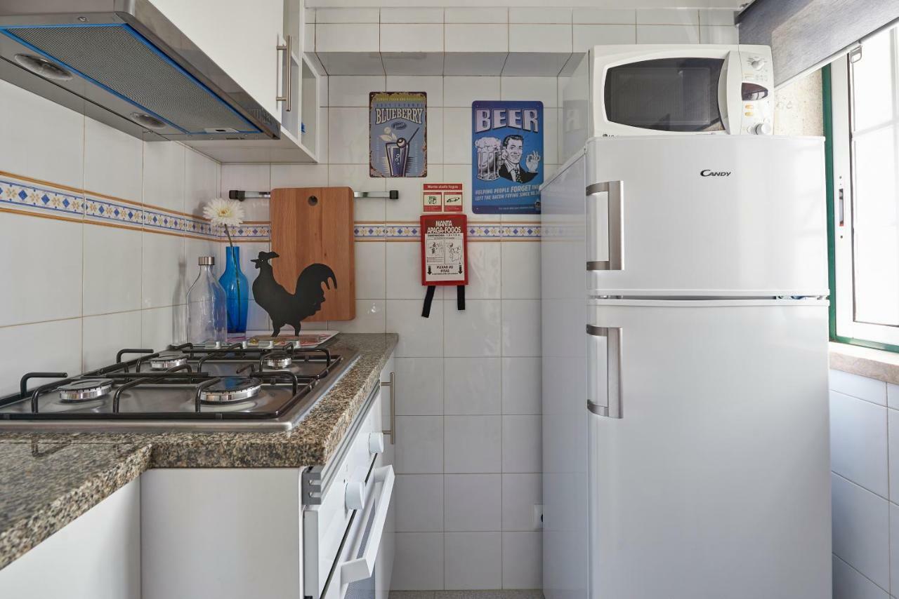 Cozy Apartment In Historic Center With Terrace Lisbon Bagian luar foto